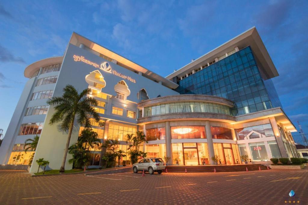 Vientiane Plaza Hotel Bagian luar foto