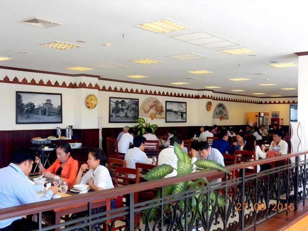 Vientiane Plaza Hotel Bagian luar foto