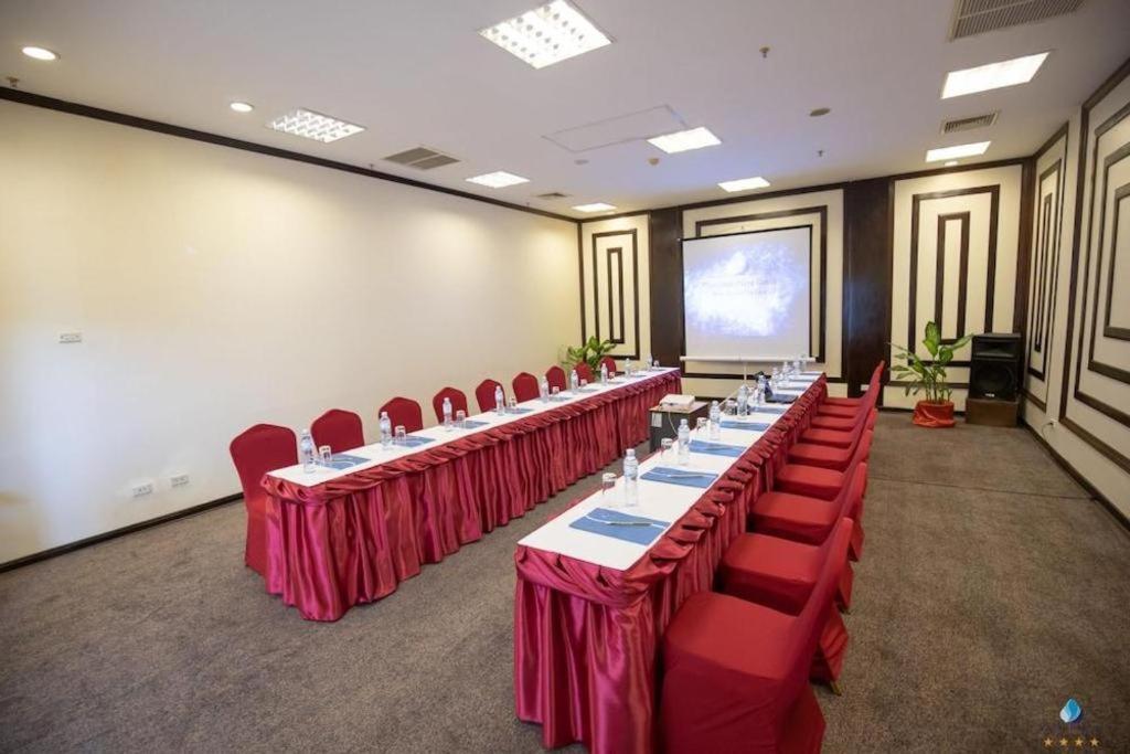 Vientiane Plaza Hotel Bagian luar foto