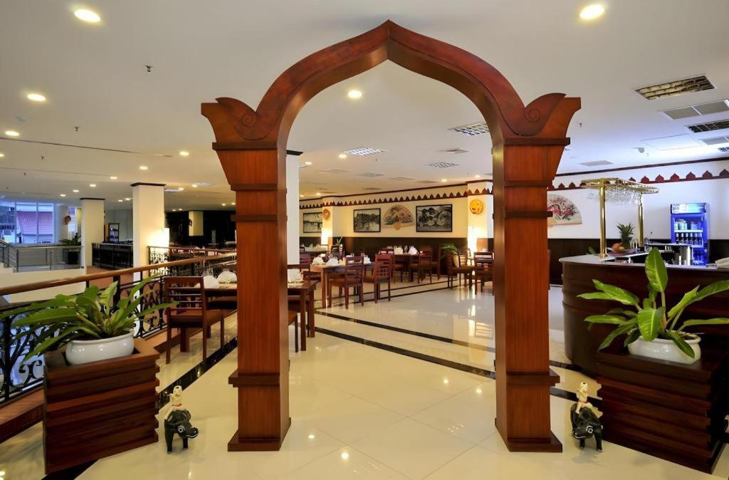 Vientiane Plaza Hotel Bagian luar foto